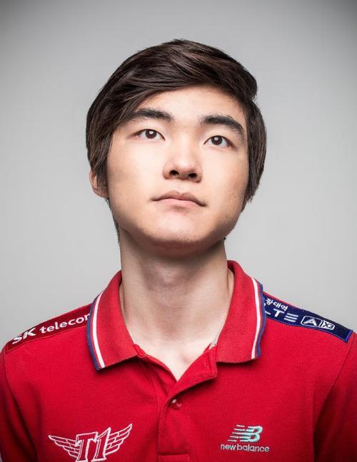 Heroic 距离 IEM Dallas 2025 季后赛仅一步之遥，战胜了 aurora 。